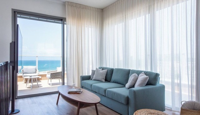 PORT CITY - Seaview Penthouse W/Jaccuzzi + MAMAD
