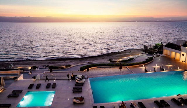 PORTO & ALMIRA BEACH