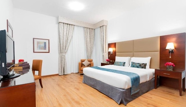 Premier 2 Bedroom Apartment Near By Ansar Mall Ab