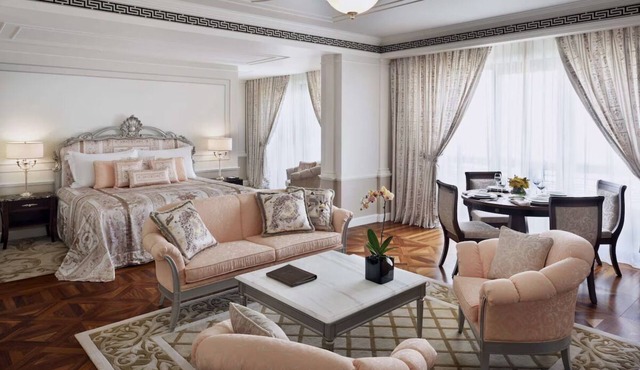 Premium Adventure Stay | Pool & Spa Access | Versace Luxury Near Dubai Hotspots