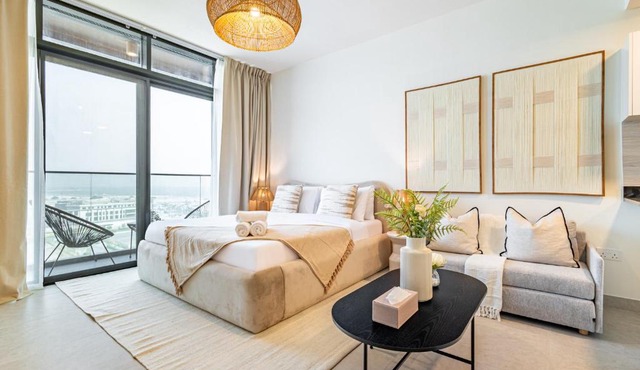 Premium - Big Studio with Balcony - Near to NYU University and Saadiyat Cultural District - Designer's Choice
