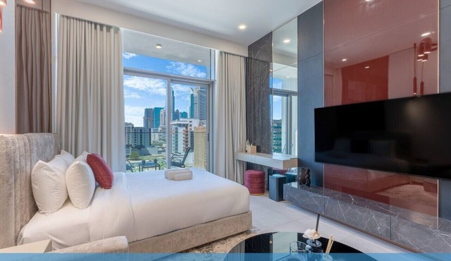 Premium Studio l near Museum of Future and Metro