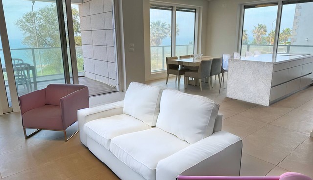 Prince Palace Netanya Central Beach