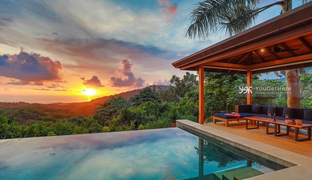 Private 4-Bedroom Jungle Oasis, Dominical