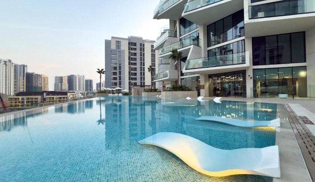 Private Pool - Amazing 1BR Apartment in JVC