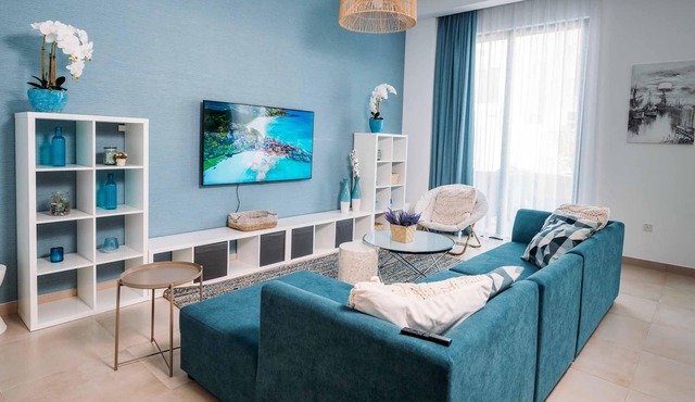 Private villa from 750 USD Sea 5 min Hayat Island, Marbella