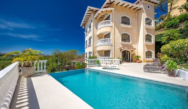 Pura Vida Paradiso Condominium (Marina Real #4)