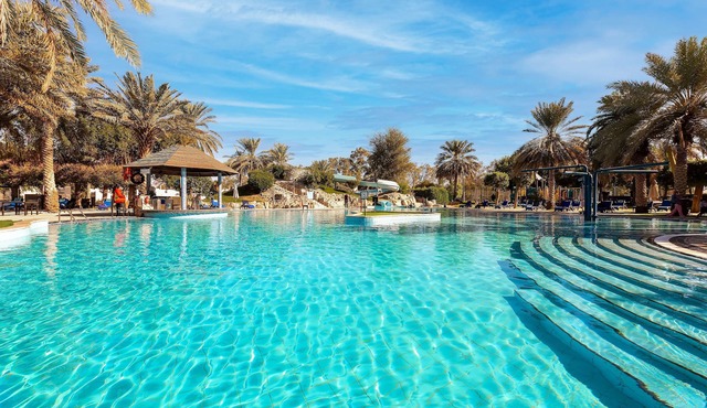 Radisson Blu Hotel & Resort, Al Ain