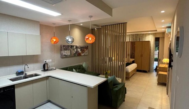 Raha Royal Residences - Family Only