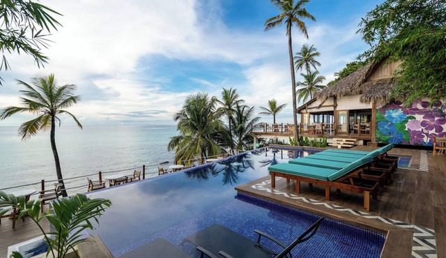 Relaxed Island Retreat at Charming Seaside Room, Onsite Pool & Beach Access