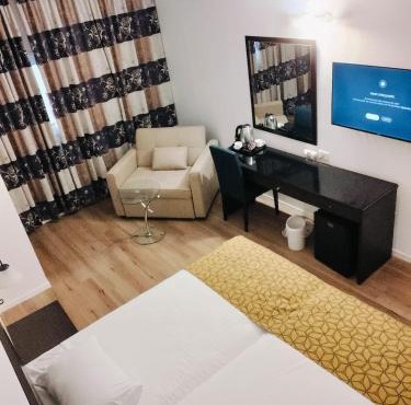 Restal Hotel