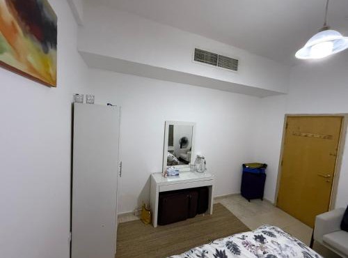 Room, Al majaz 2
