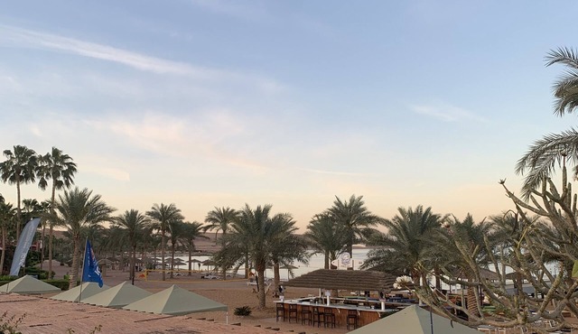 Rose beach chalet