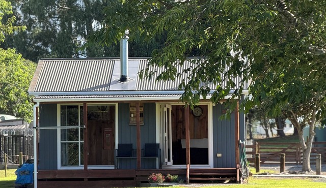 Rotorua Rustic Cottage Escape in Horohoro