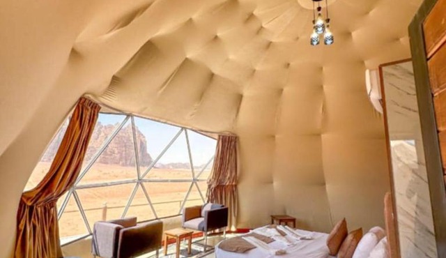 RUM iSLAND bubble LUXURU CAMP