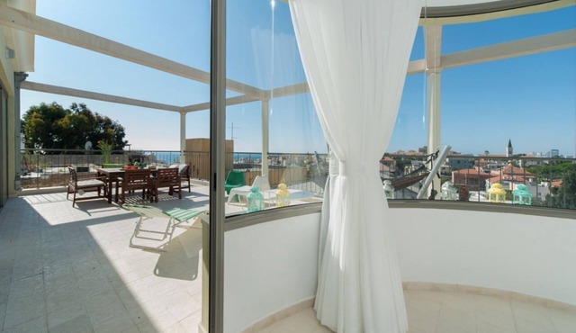 Salsala 26 · Huge Penthouse - Salsala Street