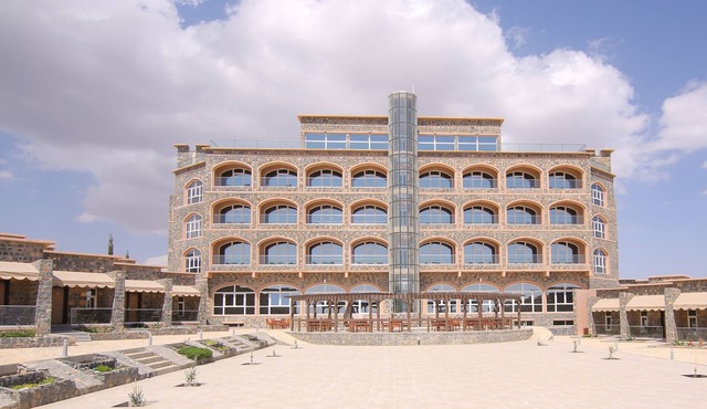 Sama Hotel