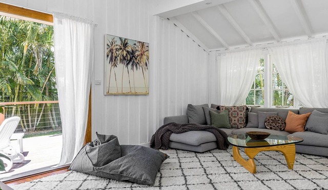 San Juan Surfers Cottage - prime Byron location in Byron Bay