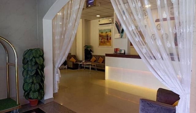 Savoy Inn Hotel