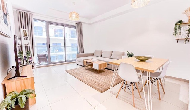 Seabreeze 1BHK Apartment at Pacific Al Marjan Island