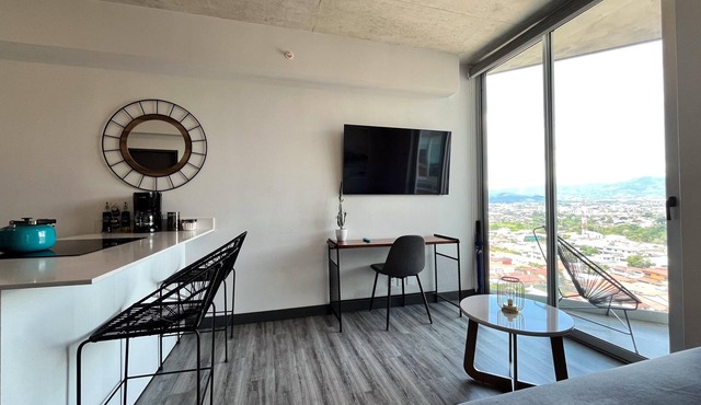 Secrt Sabana 1BR · Workspace + WiFi · Parking · Apt 1508