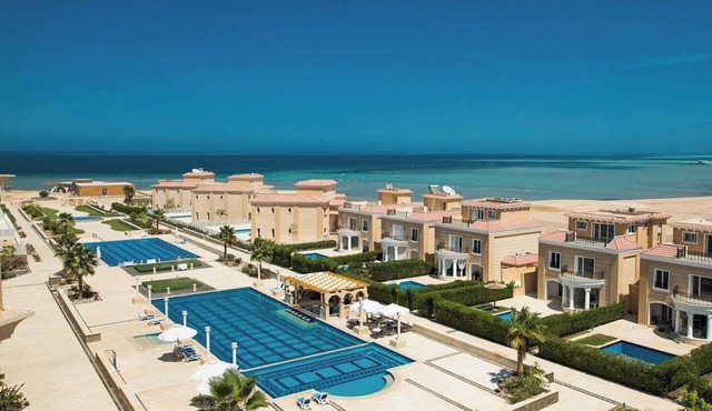 Selena Bay Resort - VIP apartment with Private Beach Area