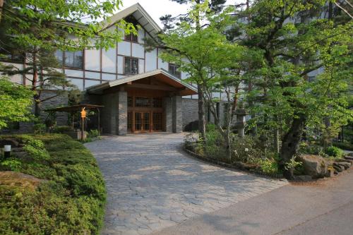 Senjukaku in Yamanouchi