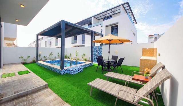 Silk Valley - Luxury 4 bedrooms + maid's room with private swimming pool