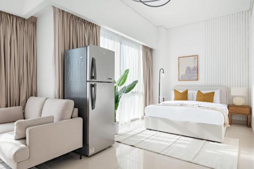 Silkhaus Vacation Homes Luxury Studio in Residential Neighborhood