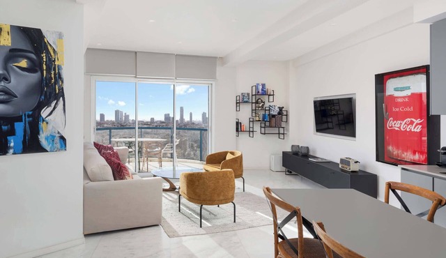 Sky 2BR condo w/Pool and Sea Views by HolyGuest