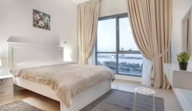 SPACIOUS 3 Bedroom Apartment Sea View