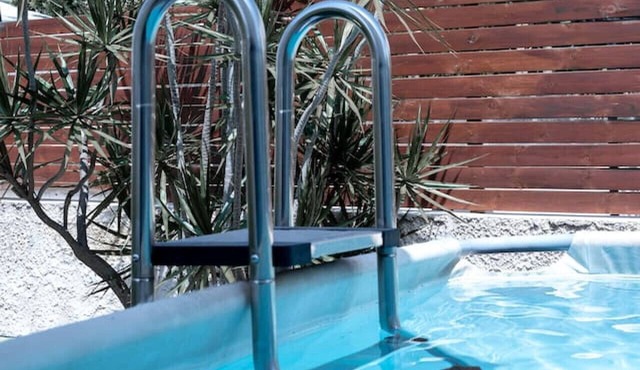 Spacious 4BD House w Pool in the Heart of Herzliya by Sea N' Rent