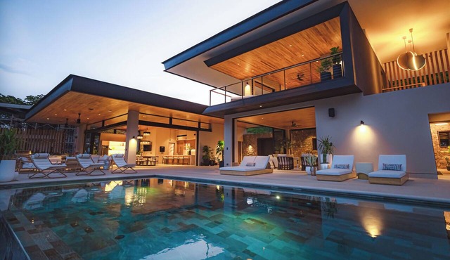 Spacious 6-bedroom house in serene Peninsula Papagayo with AC