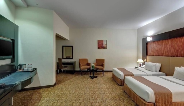 Standard Double Or Twin Room Near Expo Centre SHJ