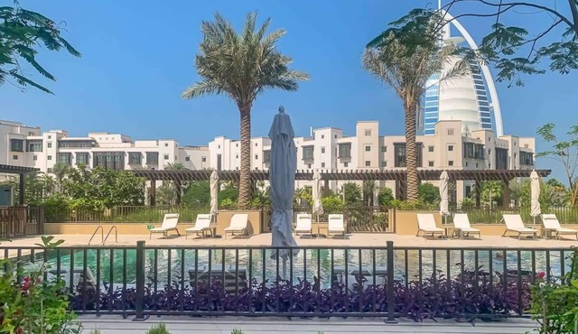 Stay Limitless in 1BR Apt near to Jumeirah Beach!