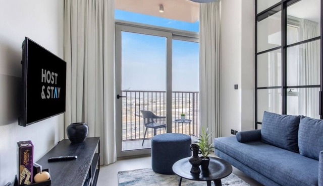 Stunning 1BR in Dubai Hills