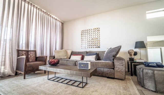 Stunning Luxury Duplex in Central TLV