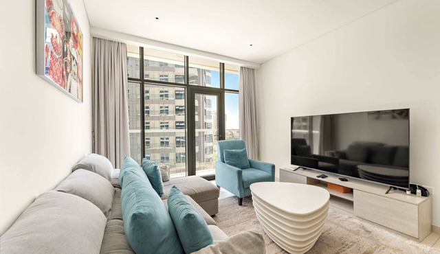 Stylish 1BR in Palm Jumeirah with Rooftop Pool