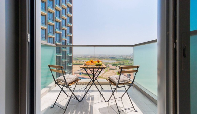 Stylish 2BR Apt w/Exquisite View