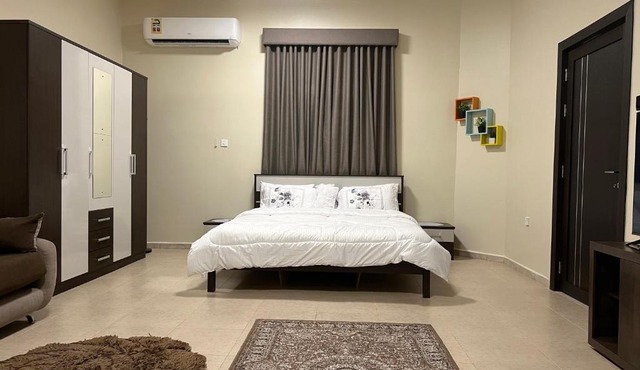 Stylish 2BR Escape Near Muscat City Centre