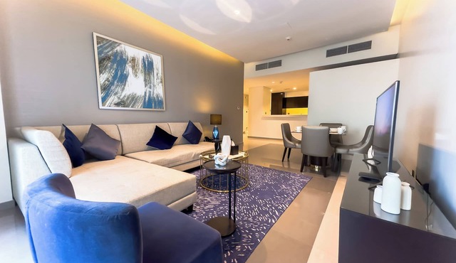 Stylish 2BR in Business bay- 1004