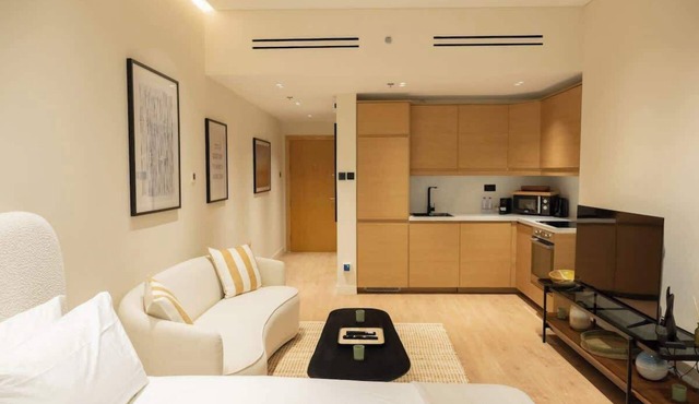 Stylish cozy studio in the heart of Business Bay