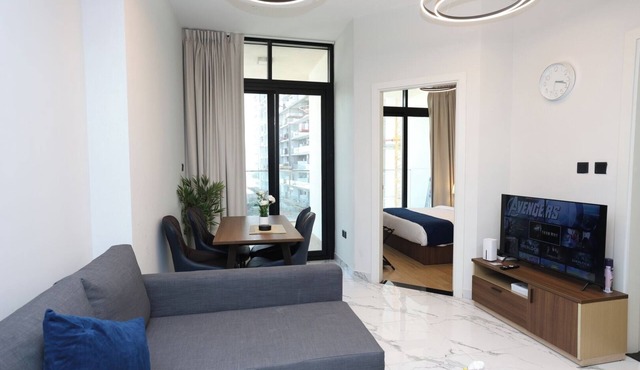 Stylish Jr. 1BR on Maryah Island near Cleveland