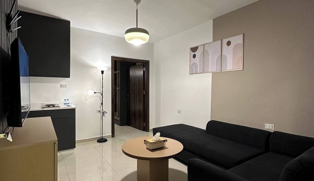 Stylish Luxe Apartment