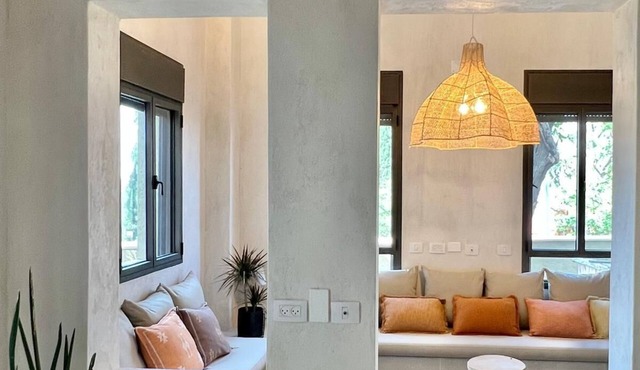 Stylish Patio Duplex by Sea N' Rent