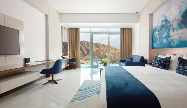 Superior King Room Near Sandy Beach