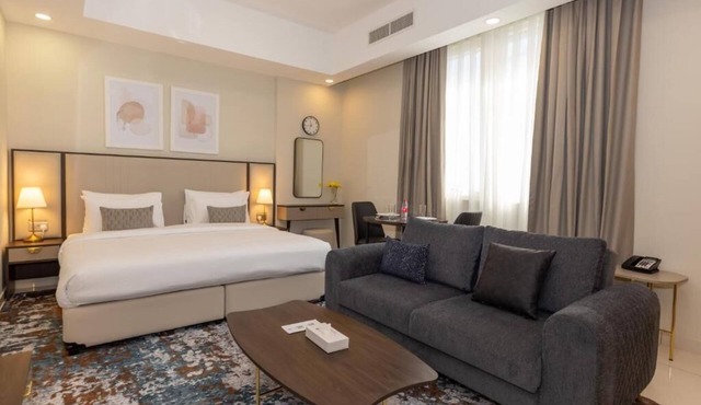 Superior Studio Room Near National Supermarket