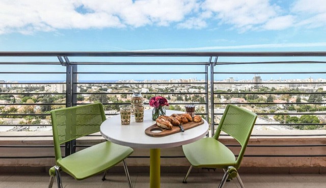 Tel Aviv Uni Balcony Studio E704