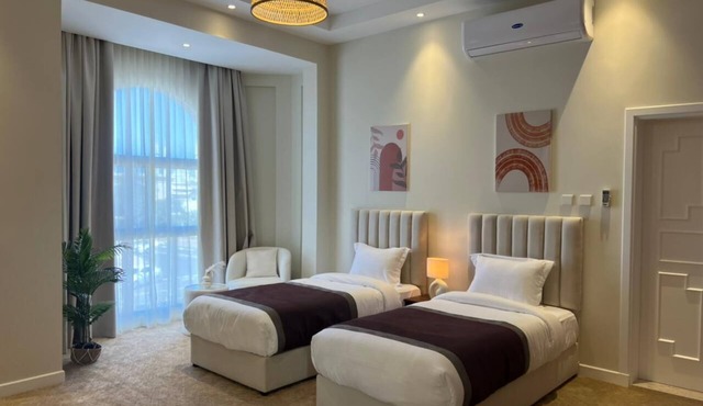 Terrific bedroom villa in Dubai - Female Only