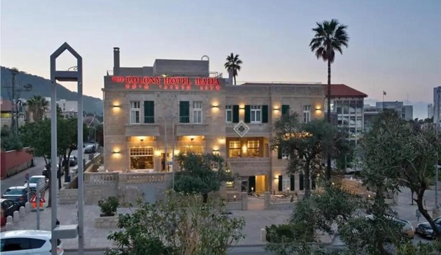 The Colony Hotel
